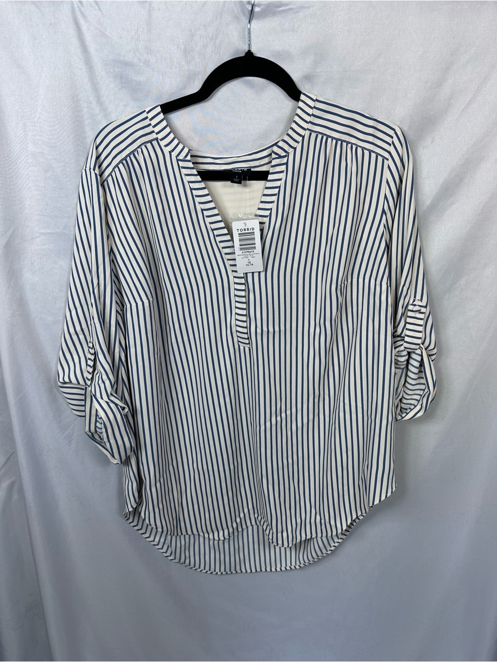 torrid Harper 3/4 Sleeve Pullover Blouse Navy and Off White Size 1
